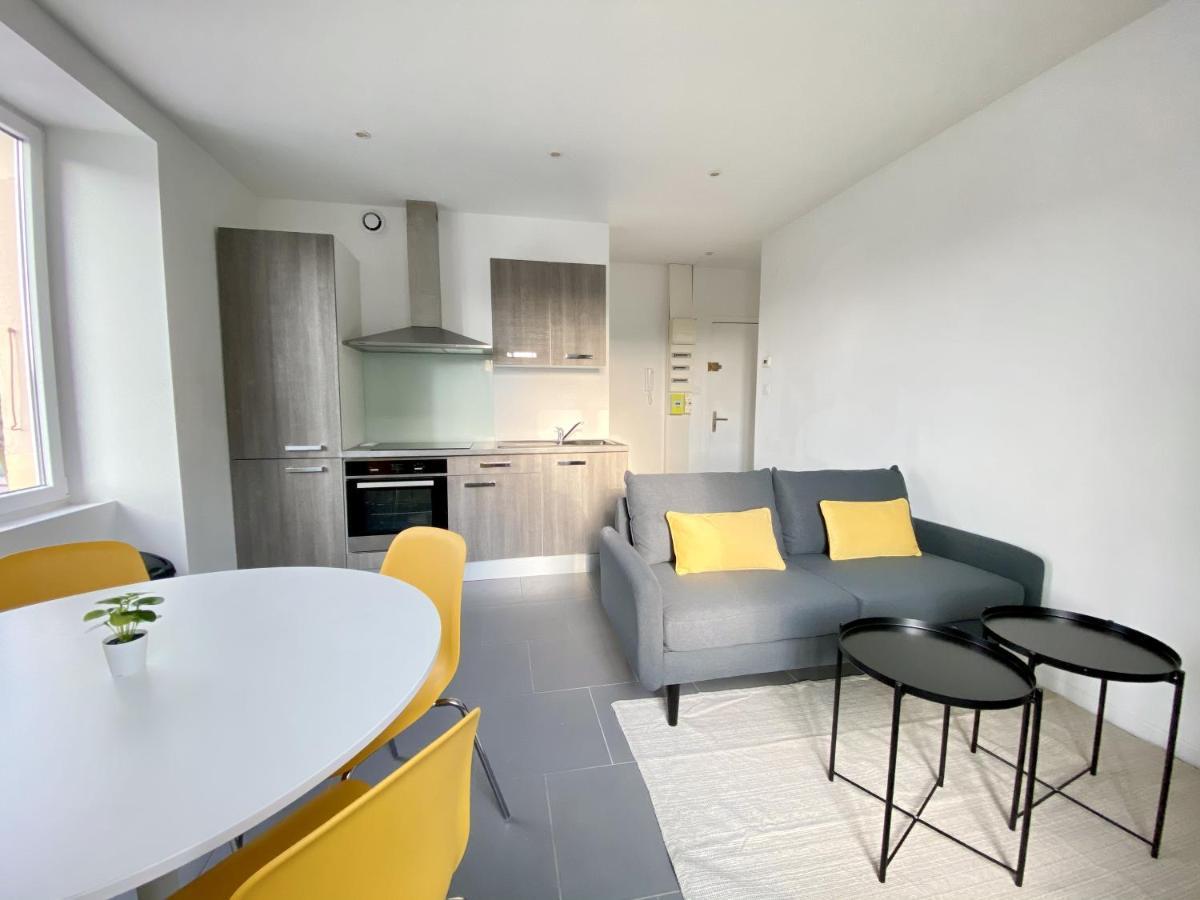 Magnifique T2 40M2 Lumineux, Moderne Et Renove Avec Fibre Apartment Belfort Ngoại thất bức ảnh